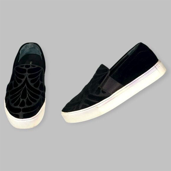 Birdies Shoes - Birdies Womens The Swift Black Velvet Dressy Sneakers Size 6.5 Slip On Flats